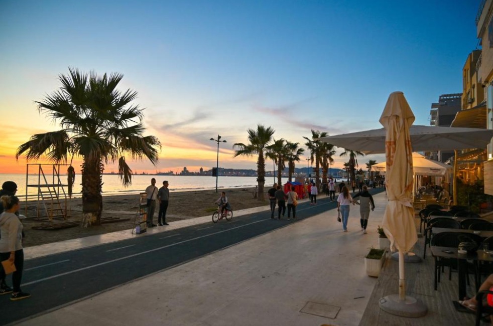 waar verblijven durres